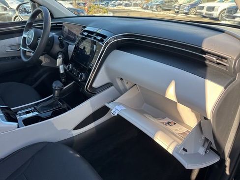 Certified 2024 Hyundai Tucson SE image 26