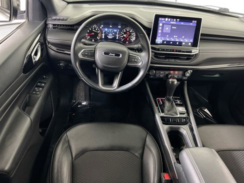 Used 2022 Jeep Compass Latitude w/ Convenience Group AWD/4WD image 21