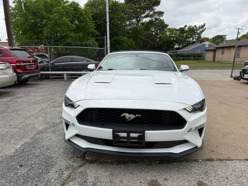 Used 2019 Ford Mustang Premium RWD image 6