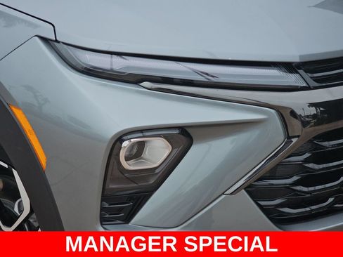 Used 2024 Chevrolet TrailBlazer RS w/ Convenience Package AWD/4WD image 34