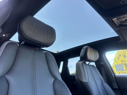 Used 2024 Cadillac Lyriq Tech image 16