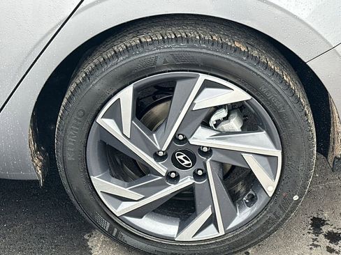 New 2025 Hyundai Elantra Sport image 19