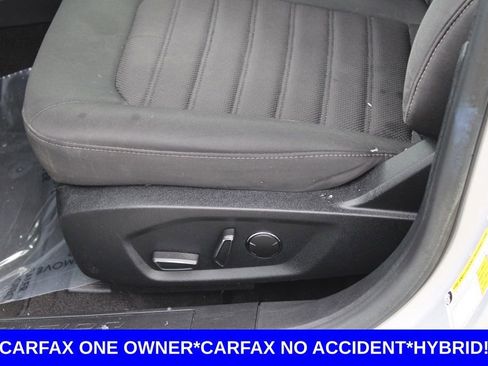 Used 2019 Ford Fusion SE image 17