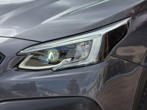 Used 2022 Subaru Outback Limited image 7