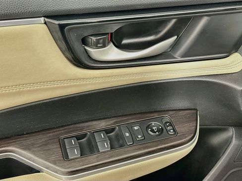 Used 2019 Honda Clarity Plug-In Hybrid image 15