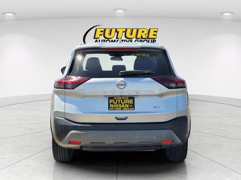 Certified 2023 Nissan Rogue SV FWD image 8