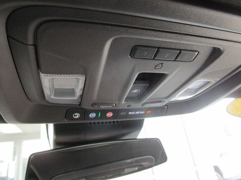 Used 2026 GMC Sierra 1500 SLE AWD/4WD image 43