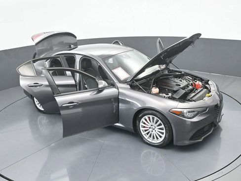 Used 2023 Alfa Romeo Giulia Sprint image 62