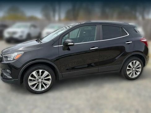 Used 2019 Buick Encore Preferred AWD/4WD image 3