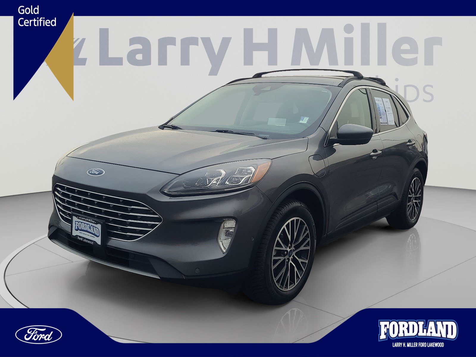 Certified 2022 Ford Escape Titanium w/ Titanium Premium Package FWD image 1