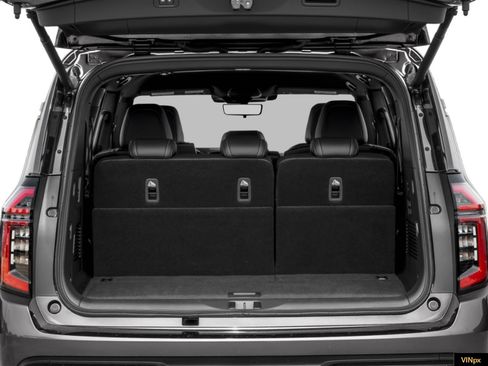 New 2025 Nissan Armada PRO-4X w/ Pro-4X Premium Package image 9