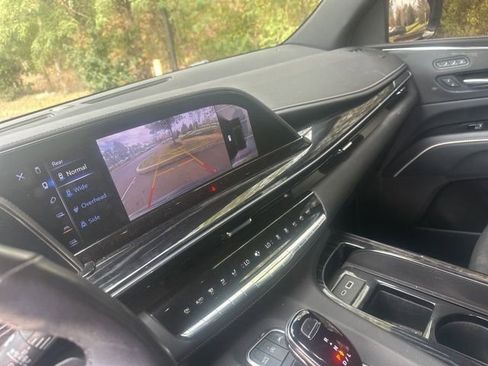 Certified 2023 Cadillac Escalade Sport w/ Touring Package image 6