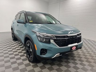 Used 2025 Kia Seltos EX