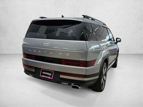 Used 2025 Hyundai Santa Fe Limited AWD/4WD image 2