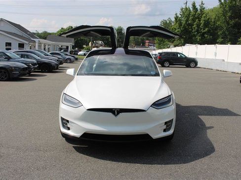 Used 2017 Tesla Model X 100D AWD/4WD image 2