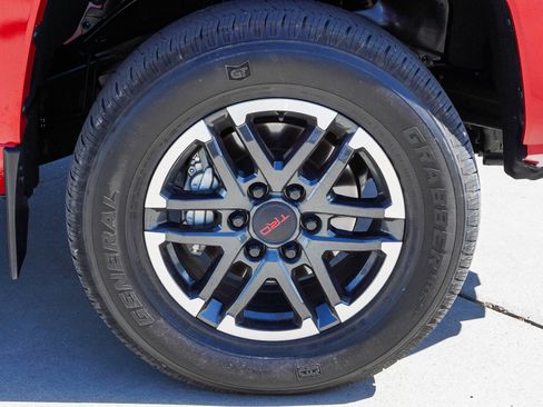 Certified 2024 Toyota Tacoma TRD Sport w/ TRD Sport Upgrade Package AWD/4WD image 10