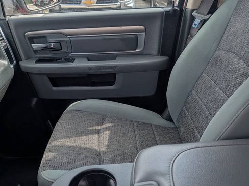 Used 2016 RAM 1500 Classic SLT w/ Luxury Group AWD/4WD image 28