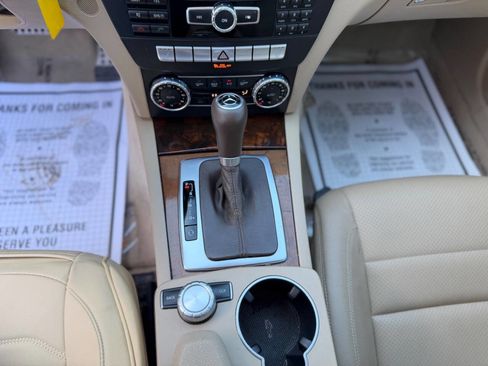 Used 2012 Mercedes-Benz C 250 Coupe image 11