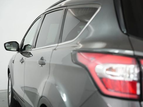 Used 2018 Ford Escape SE FWD image 59