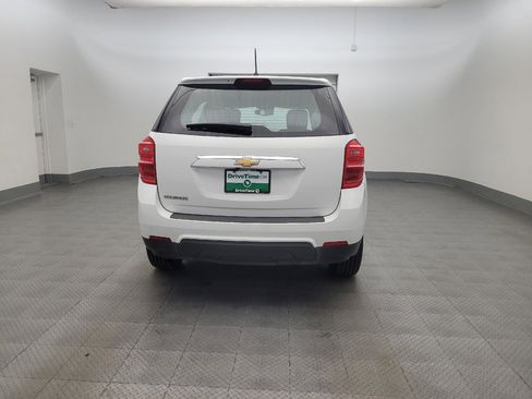 Used 2017 Chevrolet Equinox LS FWD image 7