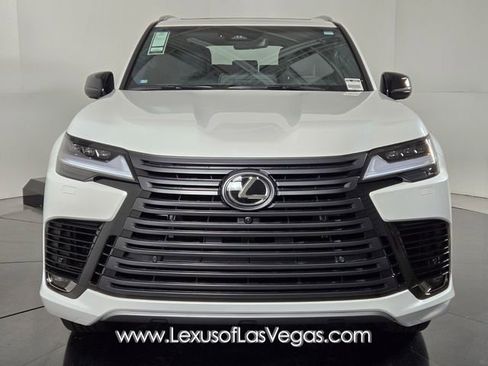 New 2026 Lexus LX 700h Luxury image 8