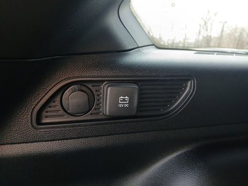 New 2026 Jeep Grand Cherokee Altitude image 11