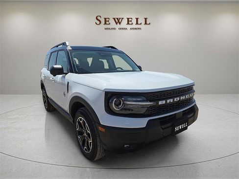 New 2025 Ford Bronco Sport Outer Banks w/ Outer Banks Tech Package+ image 6