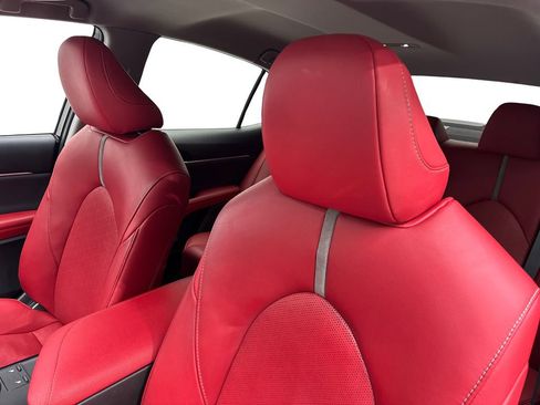 Used 2019 Toyota Camry XSE image 27