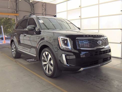 Used 2020 Kia Telluride S image 2