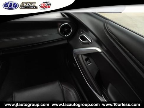 Used 2020 Chevrolet Camaro SS RWD image 24