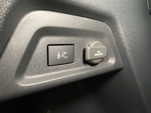 Used 2025 Honda Pilot Black Edition image 24