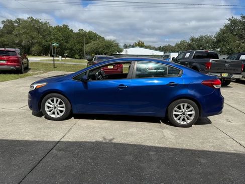 Used 2017 Kia Forte LX w/ LX Popular Package FWD image 4