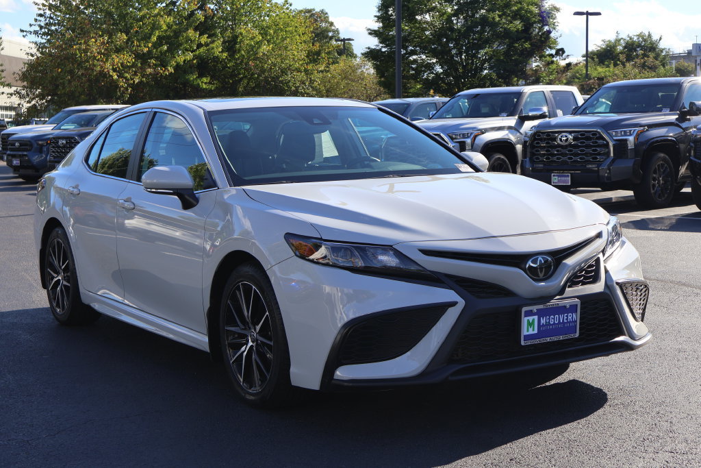 Certified 2024 Toyota Camry SE w/ Cold Weather Package AWD/4WD image 12