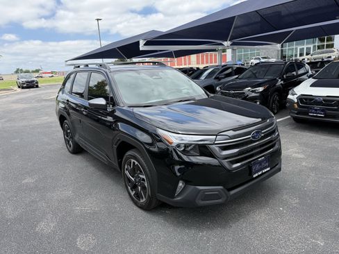 New 2026 Subaru Forester Limited AWD/4WD image 1