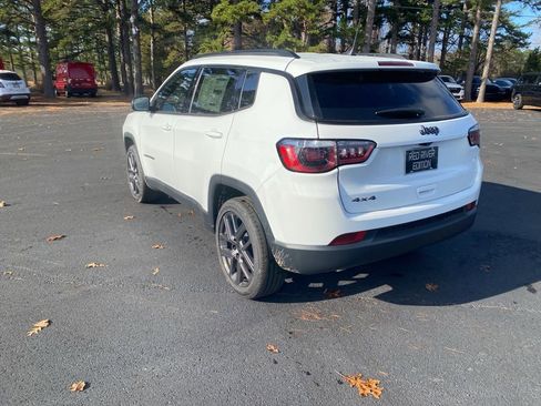 New 2026 Jeep Compass Latitude AWD/4WD image 7