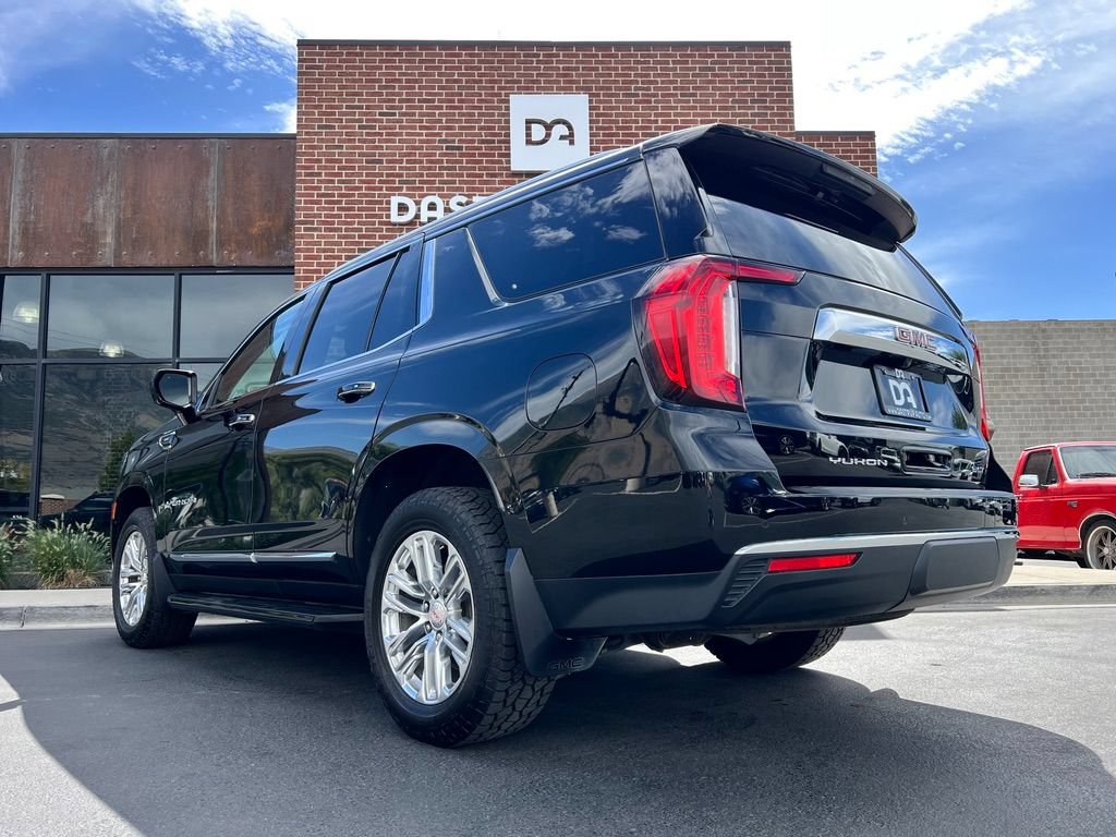 Used 2023 GMC Yukon SLT w/ Max Trailering Package AWD/4WD image 4