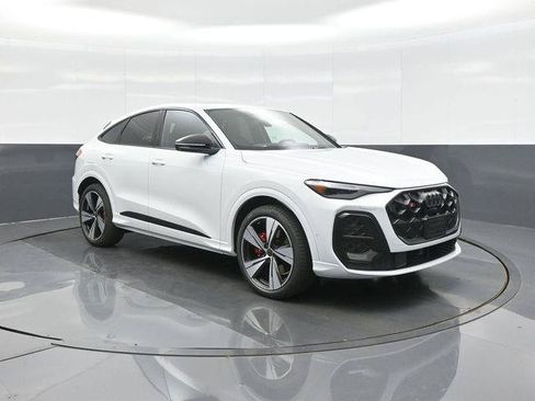 New 2026 Audi SQ5 Prestige AWD/4WD image 1