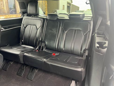 Used 2020 Ford Expedition Limited RWD image 18