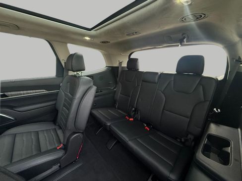 Used 2024 Kia Telluride SX Prestige AWD/4WD image 29
