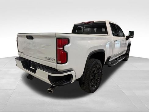 Used 2025 Chevrolet Silverado 2500 High Country w/ Technology Package AWD/4WD image 7