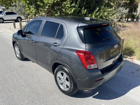 Used 2016 Chevrolet Trax LS image 26
