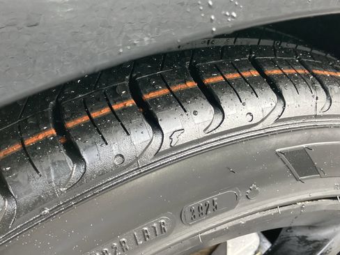 Used 2025 Honda Civic Sport image 12