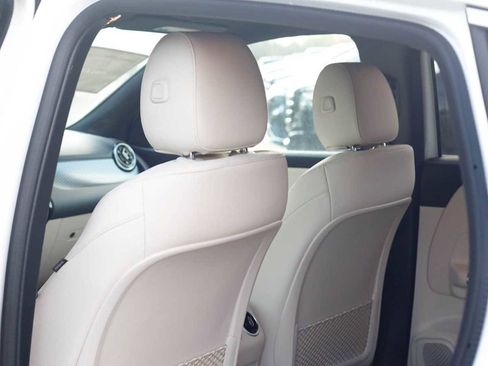 Used 2026 Mercedes-Benz GLA 250 4MATIC image 15