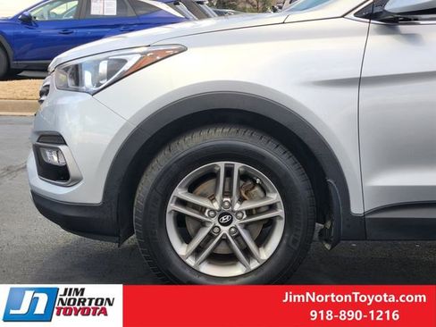 Used 2018 Hyundai Santa Fe Sport w/ 2.4L Value Package 02 image 8
