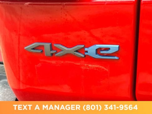 Used 2024 Jeep Wrangler Unlimited w/ LED Headlamp & Fog Lamp Group AWD/4WD image 7