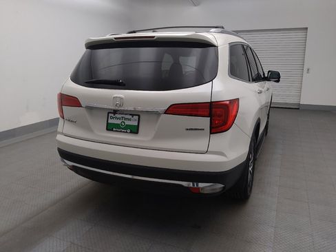 Used 2018 Honda Pilot Touring image 7