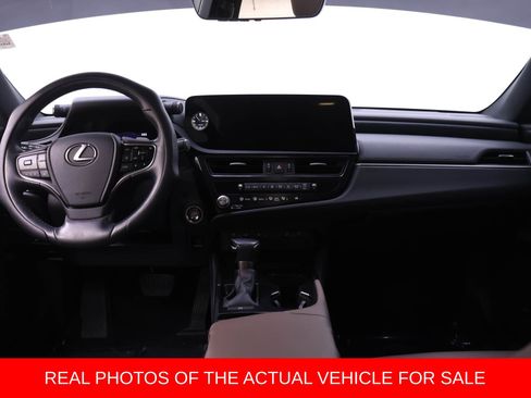 Used 2024 Lexus ES 350 w/ Premium Package image 5