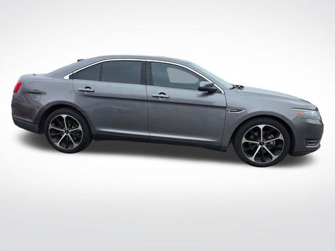 Used 2014 Ford Taurus SEL w/ Equipment Group 201A AWD/4WD image 4