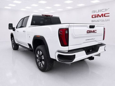 New 2026 GMC Sierra 2500 Denali w/ Denali Reserve Package AWD/4WD image 5