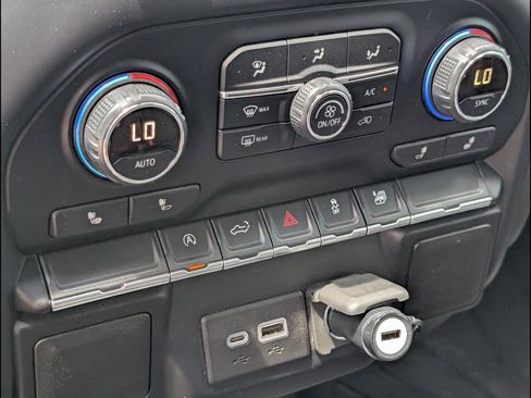 Used 2019 Chevrolet Silverado 1500 RST w/ All-Star Edition RWD image 13